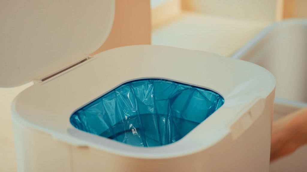 Smart Cat Litter Disposal Bin with Odor Lock